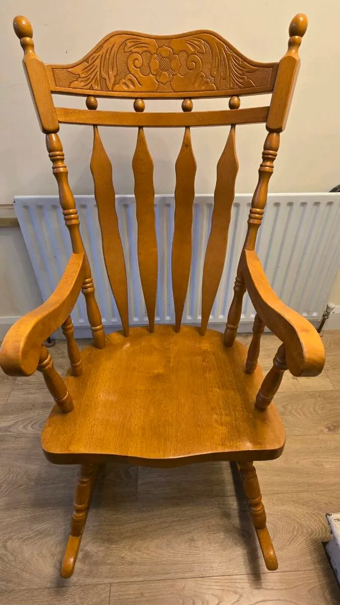 Rocking chair - Image 1