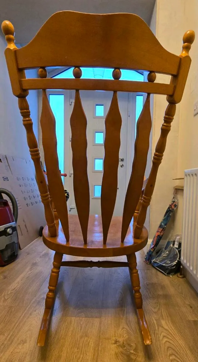 Rocking chair - Image 2