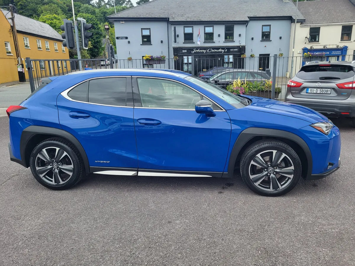 Lexus UX 250h Plus 4X2 Auto, Full Lexus History - Image 3