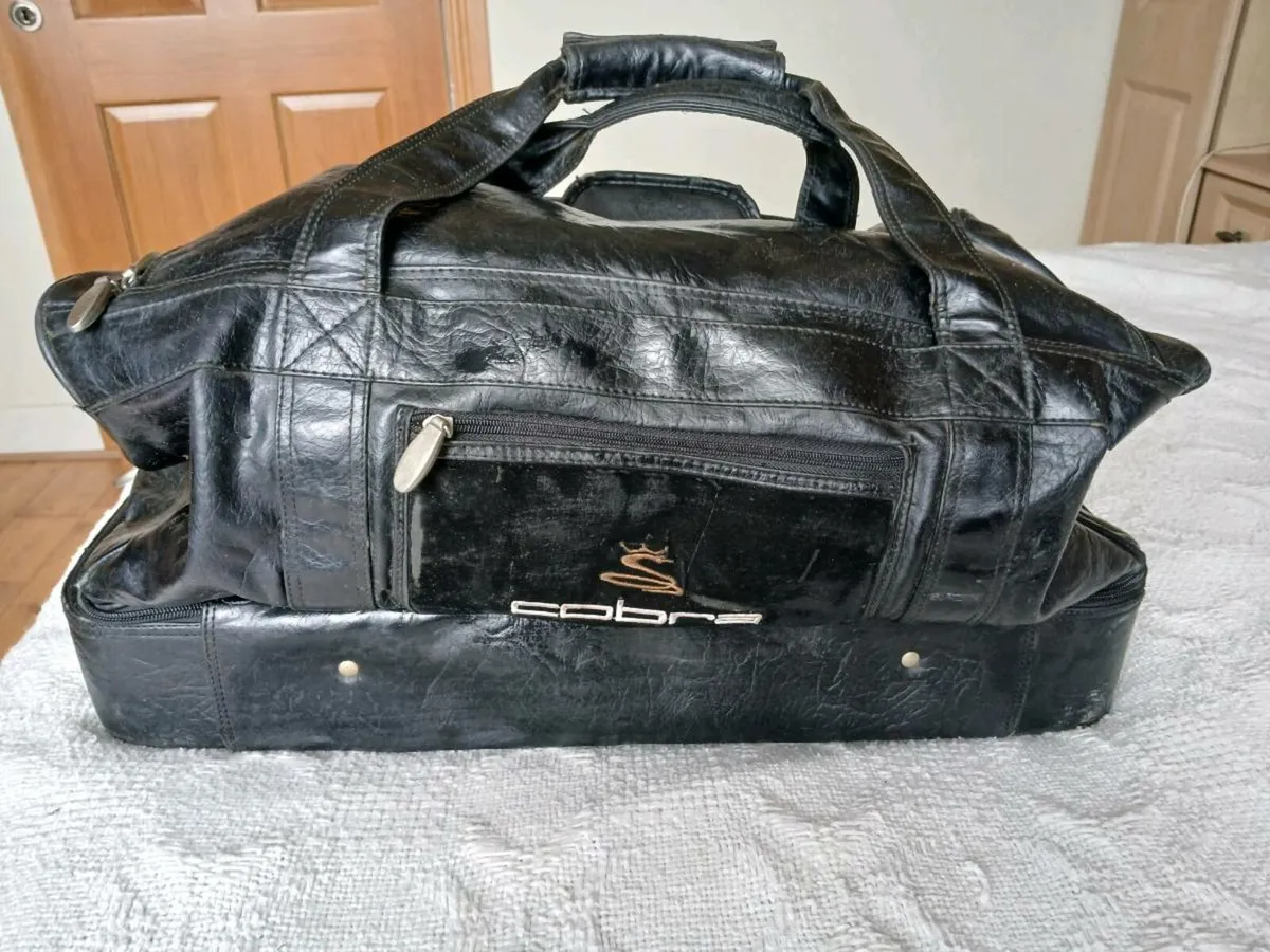 Soft leather gear bag