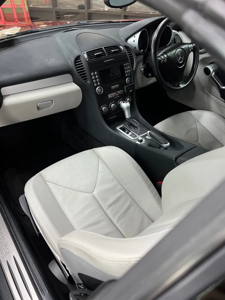 Mercedes-Benz SLK 2006 - Image 4