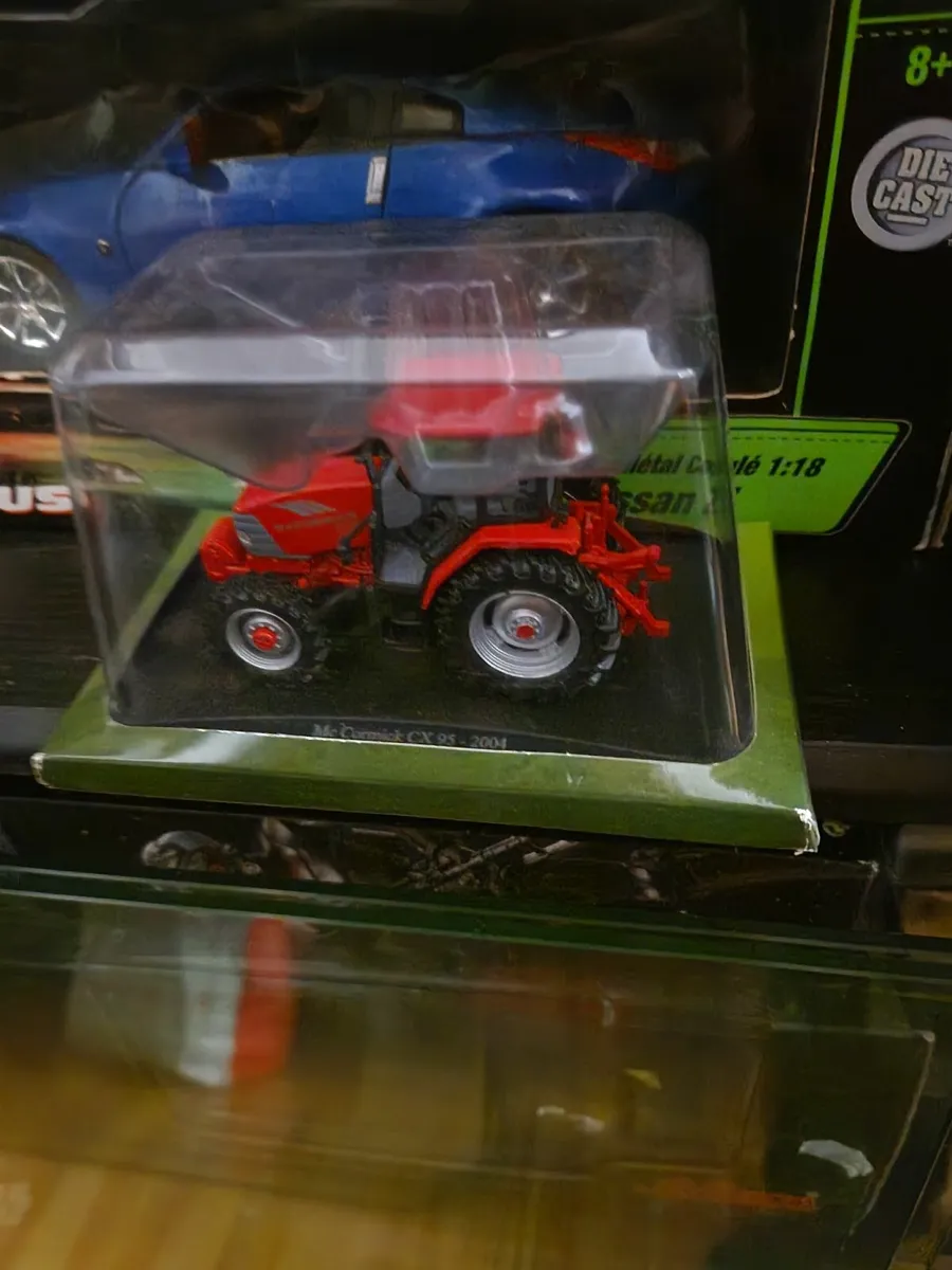 Corgi Atlas McCormack Tractor - Image 1