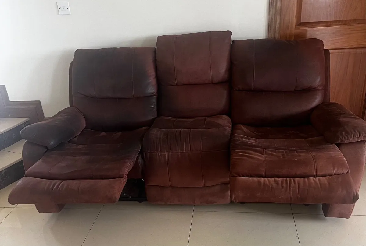 3 seater recliner - Image 2