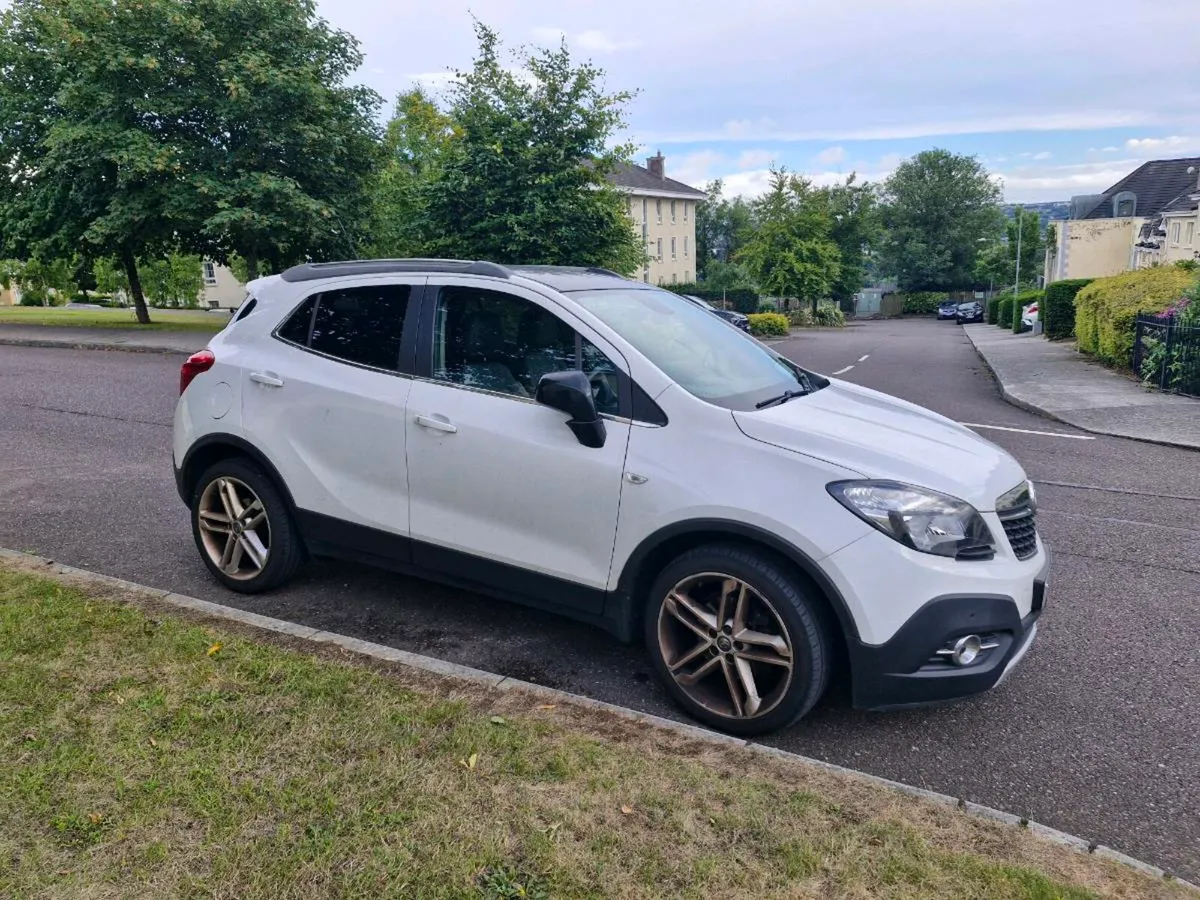 LOW MILEAGE Vouxall Mokka - Image 1