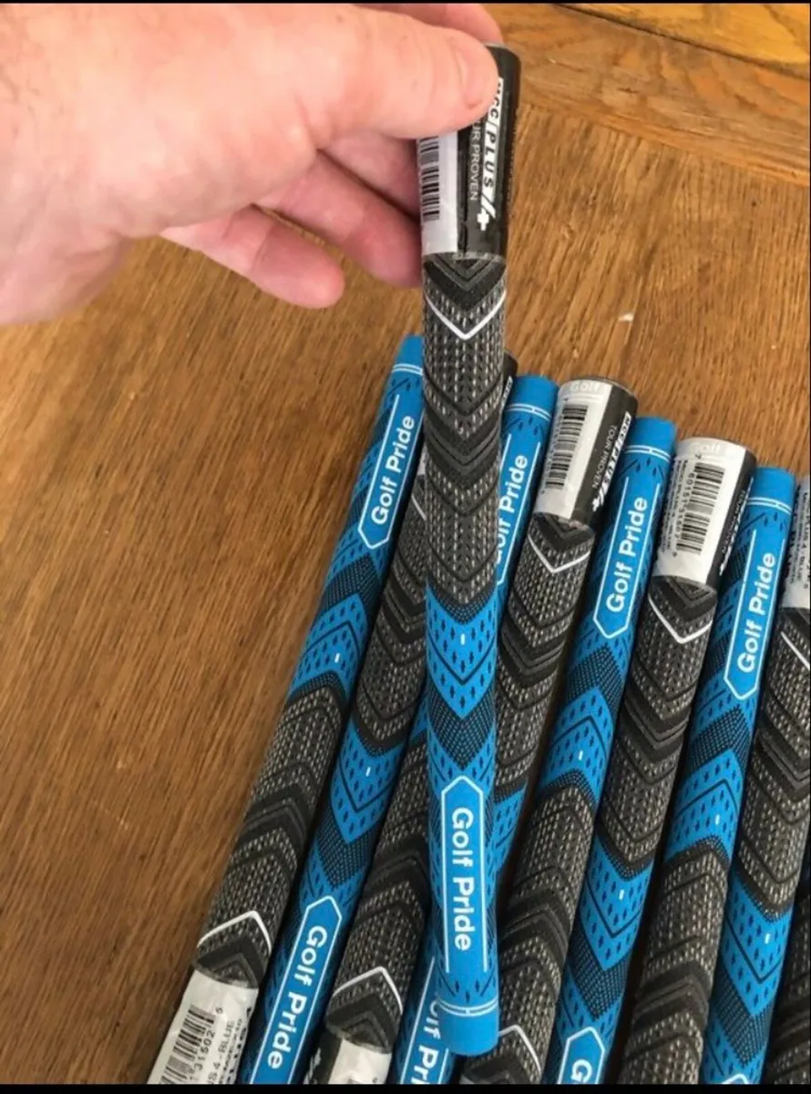 Golf Pride MCC + 4 Grips ( MIDSIZE ) - Image 2