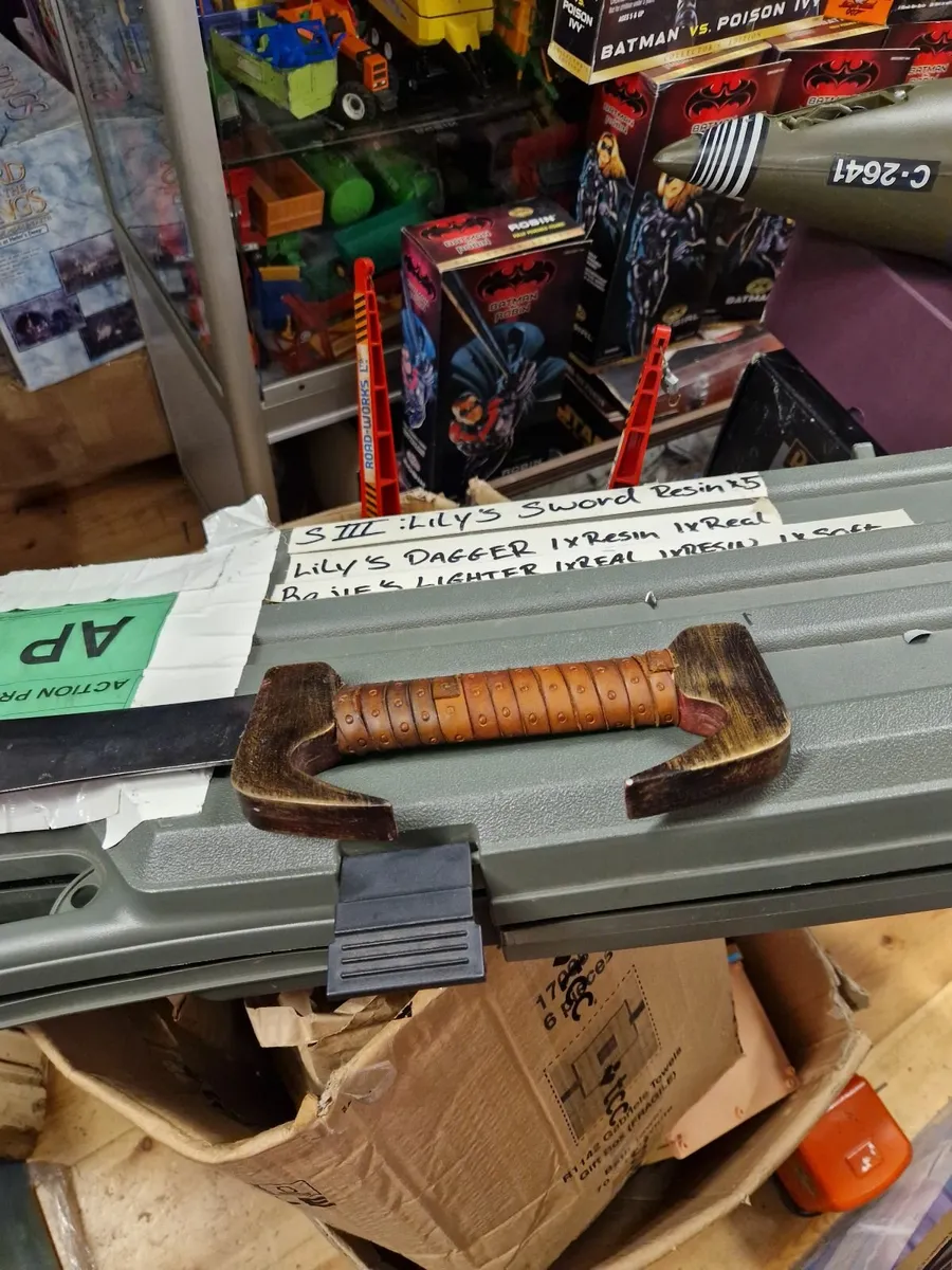 Into the Badlands Season 3 Prop Sword - Image 3