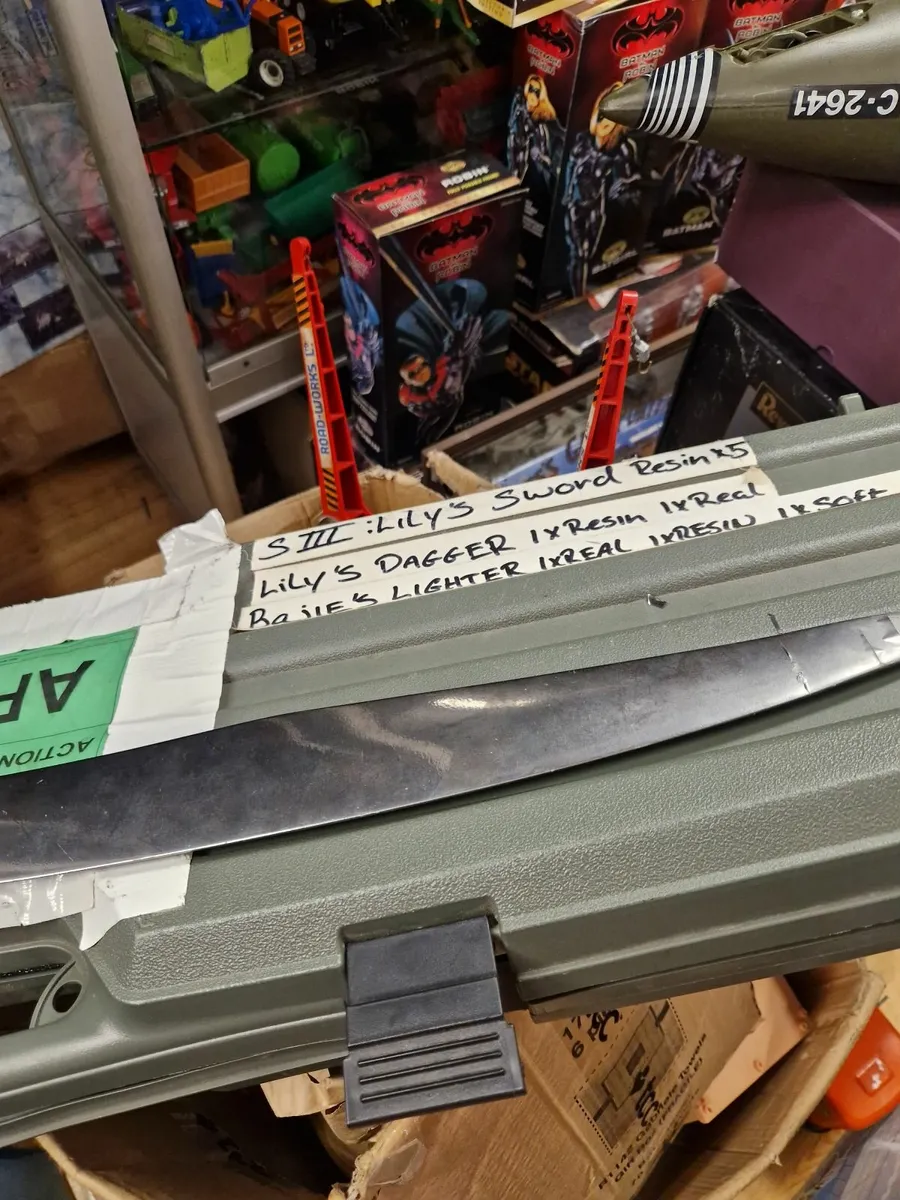 Into the Badlands Season 3 Prop Sword - Image 4