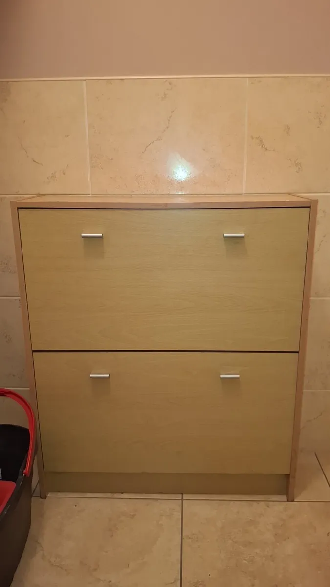 shoe cabinet - Image 1