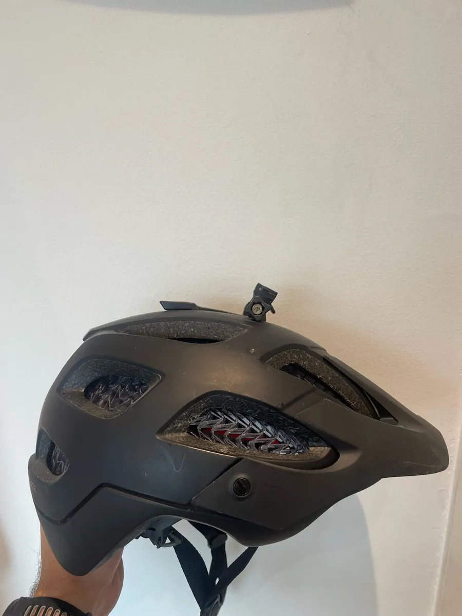 Bontrager Blaze Wavecell Helmet - Image 2