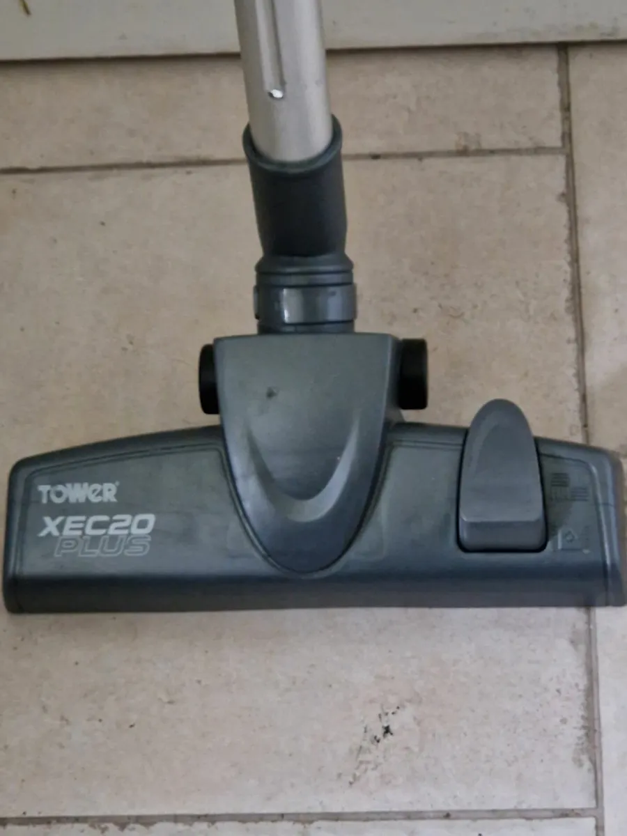 Tower XEC20 Plus Vertical Vacuum Cleaner Exc. Cond - Image 4