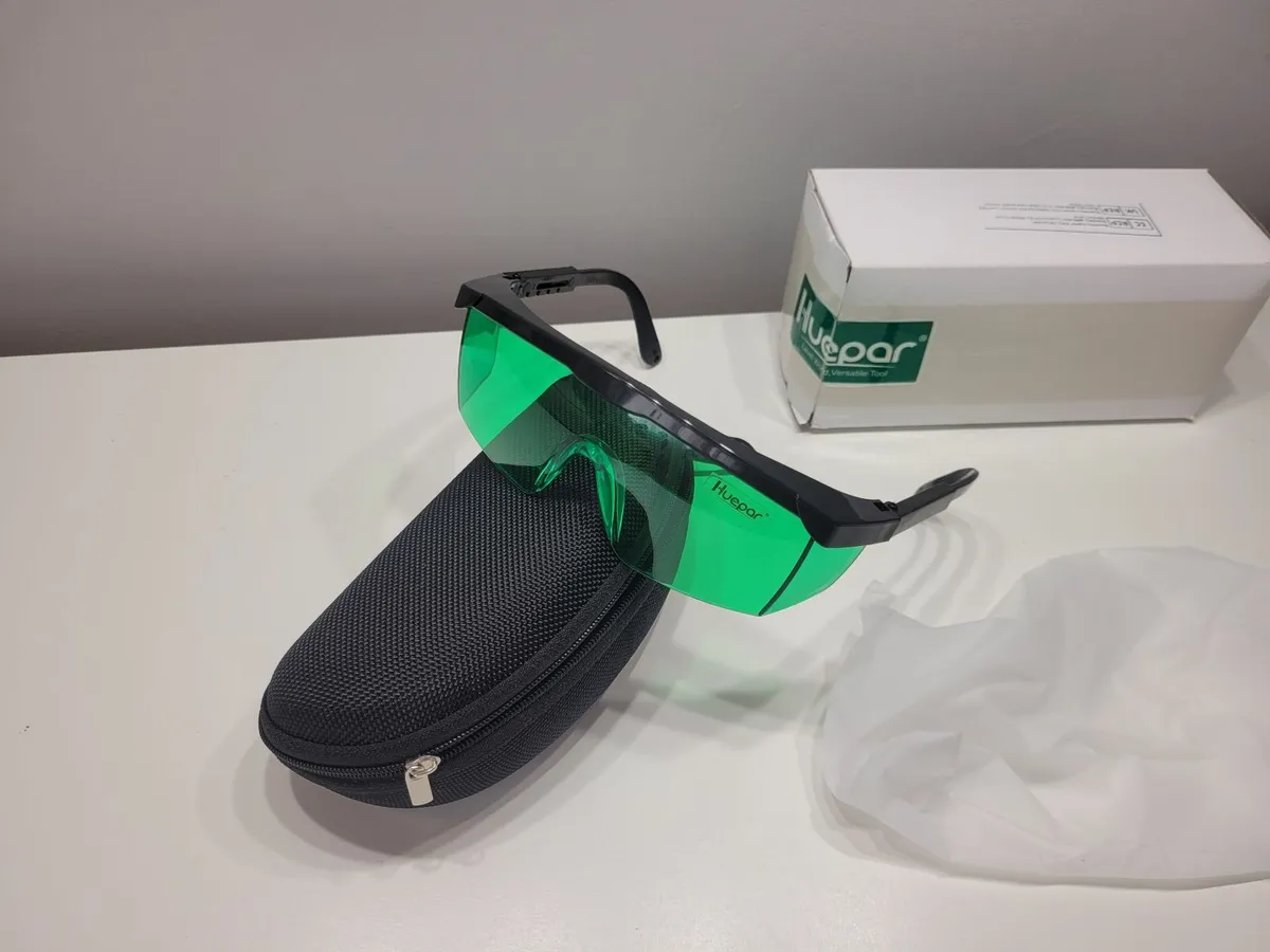 Huepar Green Laser protective glasses - Image 2