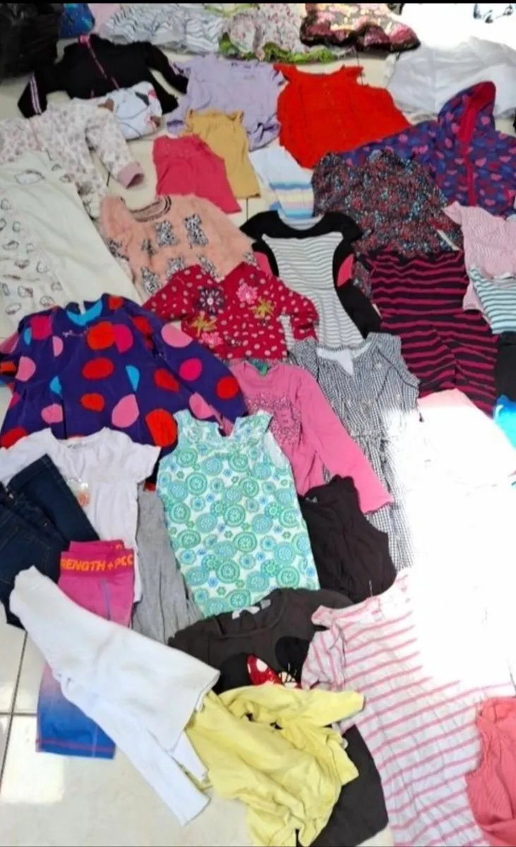 Girls clothes bundle age 6-7 - Image 2