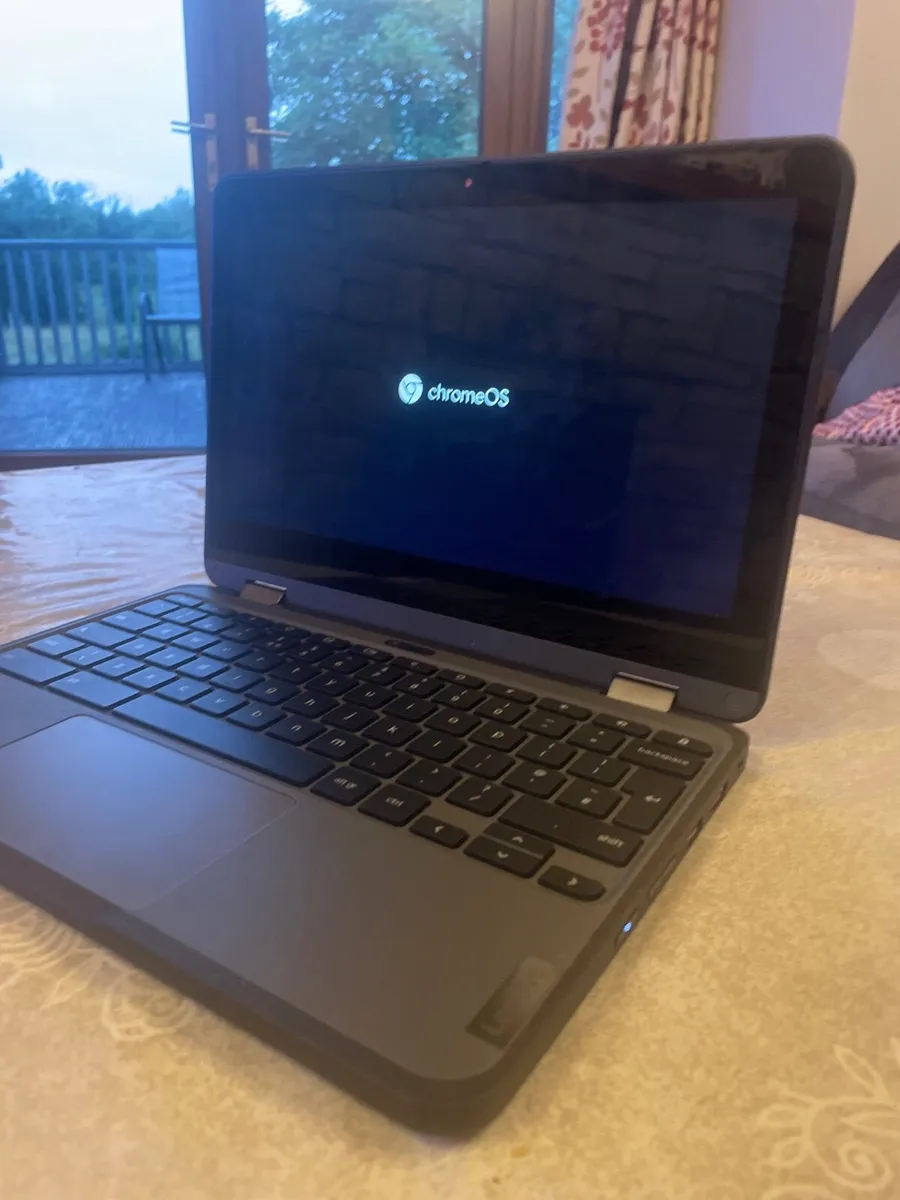 Lenovo ChromeBook - Image 2