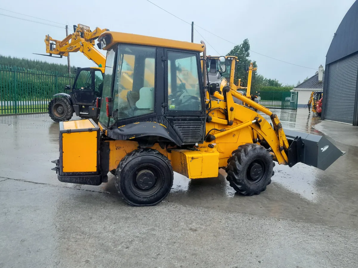 JCB 2CX 2006 (17997) - Image 4