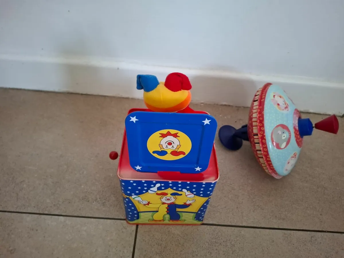Toys - Image 2