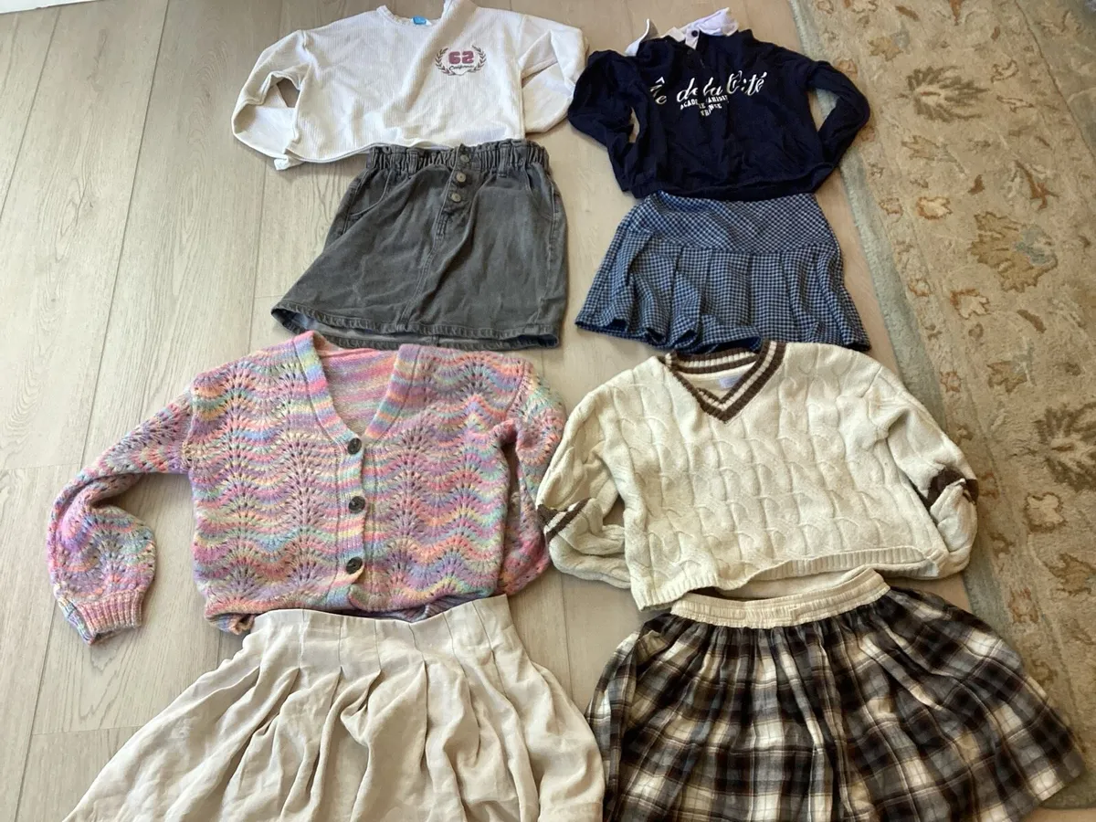 Girls clothes - Image 2