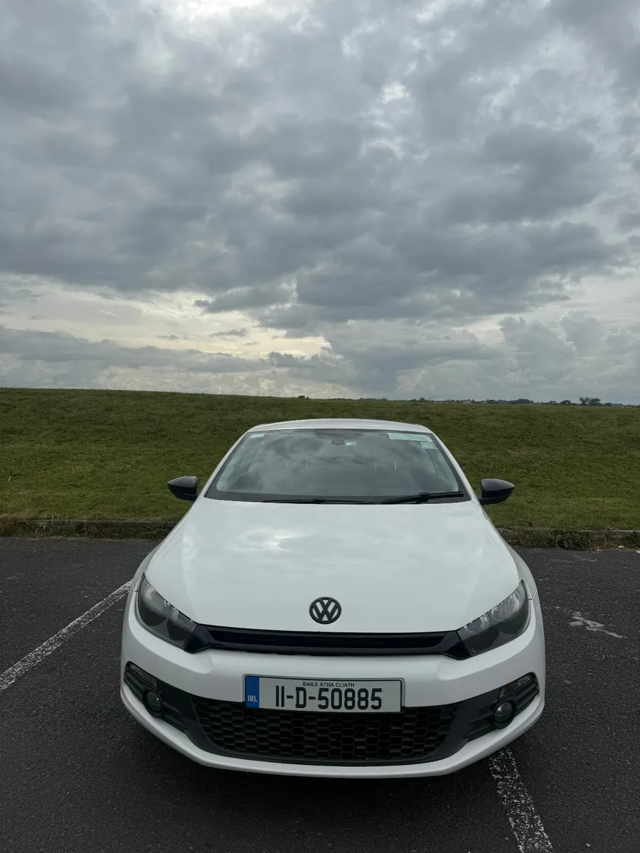 Volkswagen Scirocco 2011 - Image 2