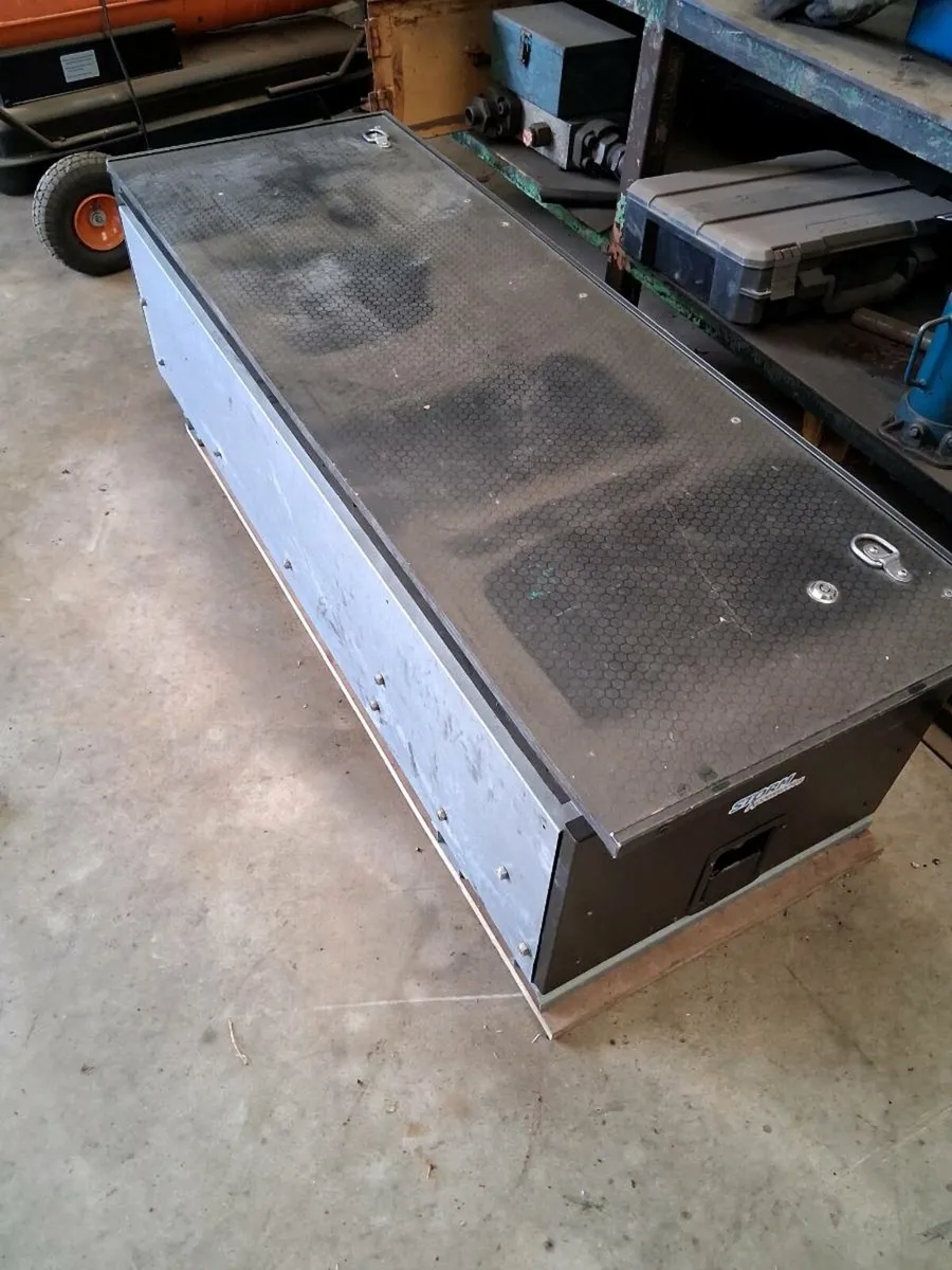 Van/pickup storage drawer - Image 2