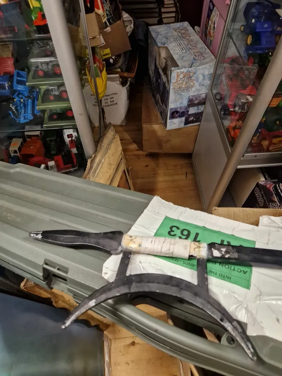 Prop Into the Badlands Season 3 Sword - Image 2