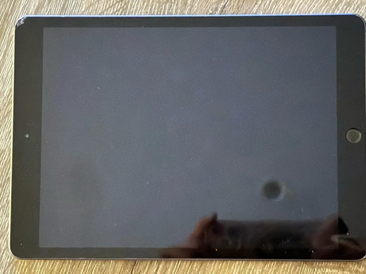 Ipad 7 - Image 3