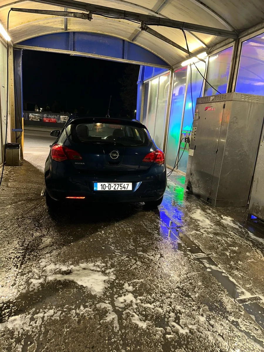 Opel Astra 1.4 petrol - Image 4