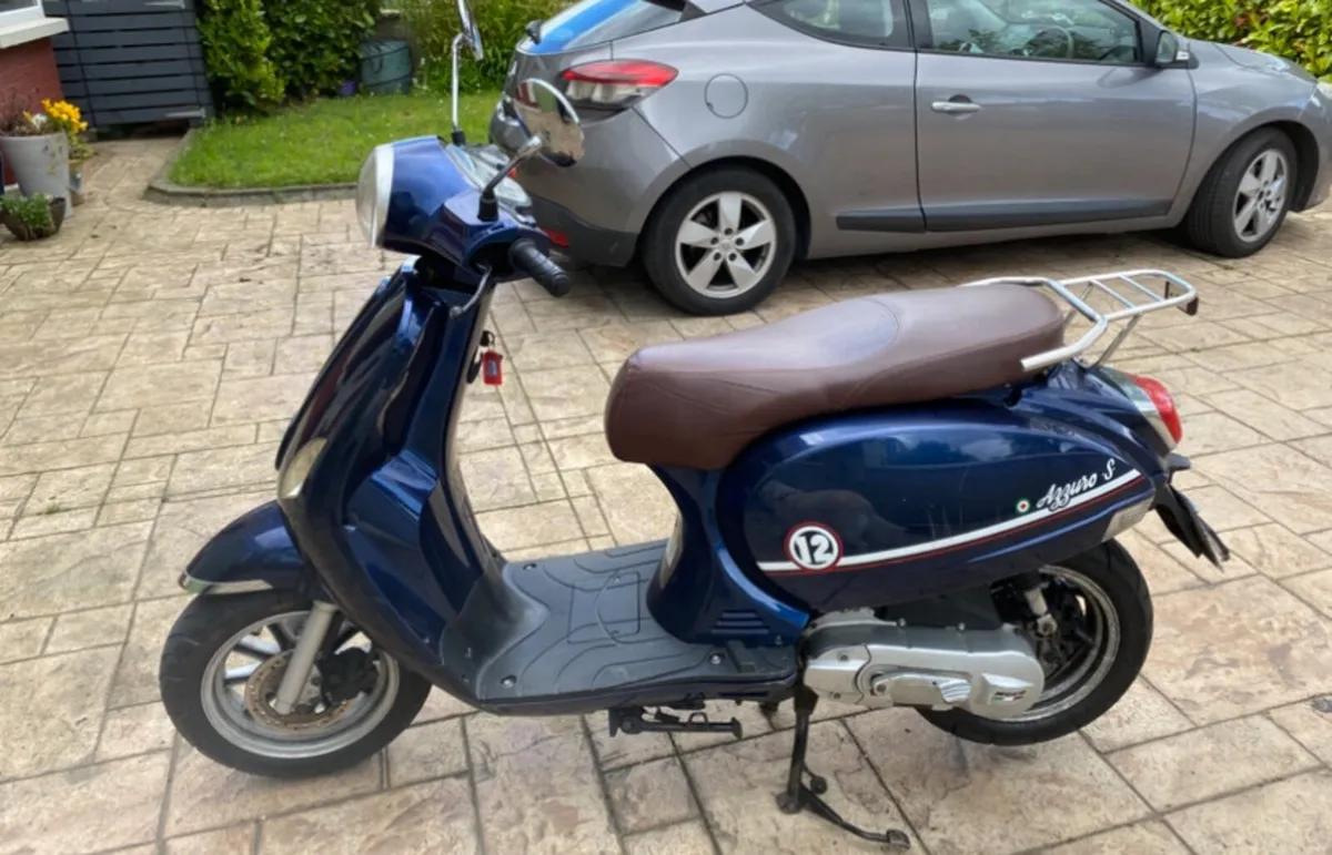 Moped for sale - Image 3