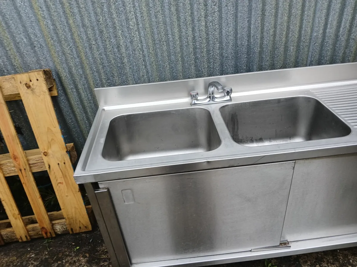 Stainless steel commercial sink new delivered - Image 4