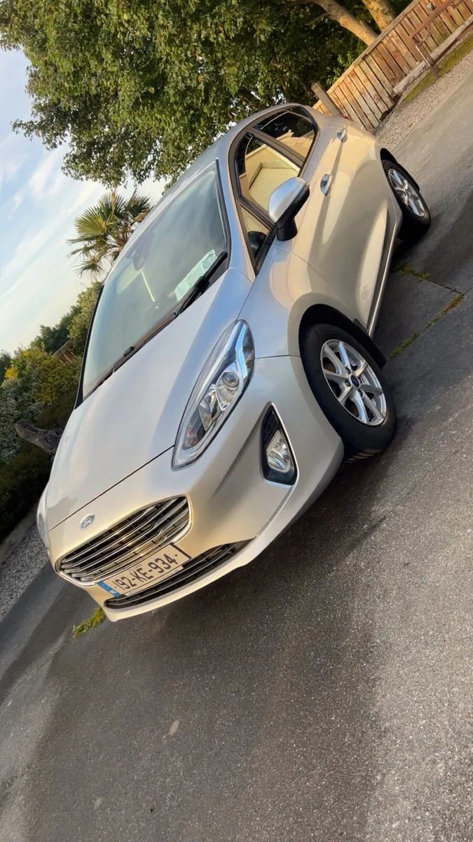 2019 Ford Fiesta - Image 3