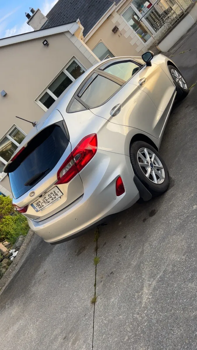 2019 Ford Fiesta - Image 4
