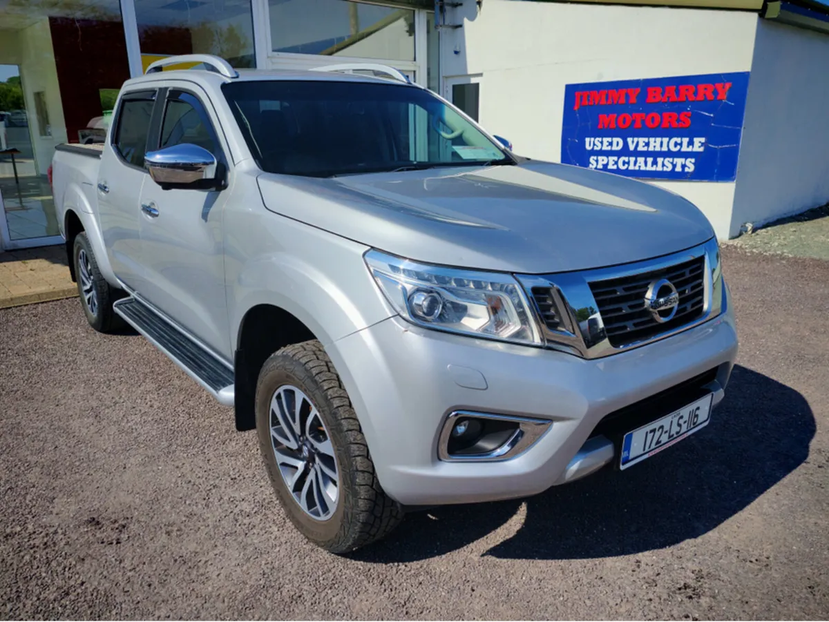 NISSAN NAVARA 2.3 LE LEATHER D/CAB 190 CR CREW CAB - Image 1