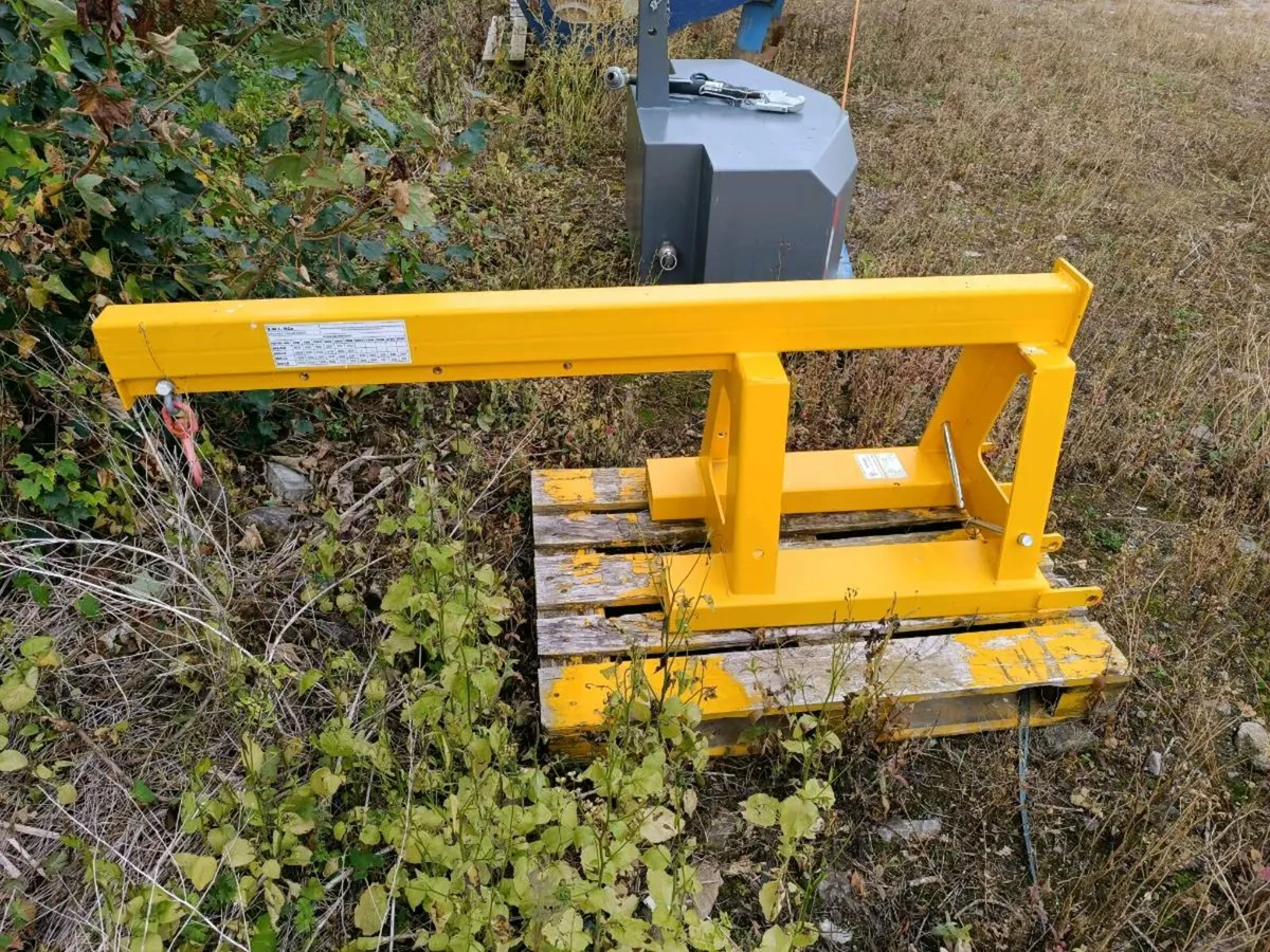 Forklift Mounted Raised Jib - Image 1