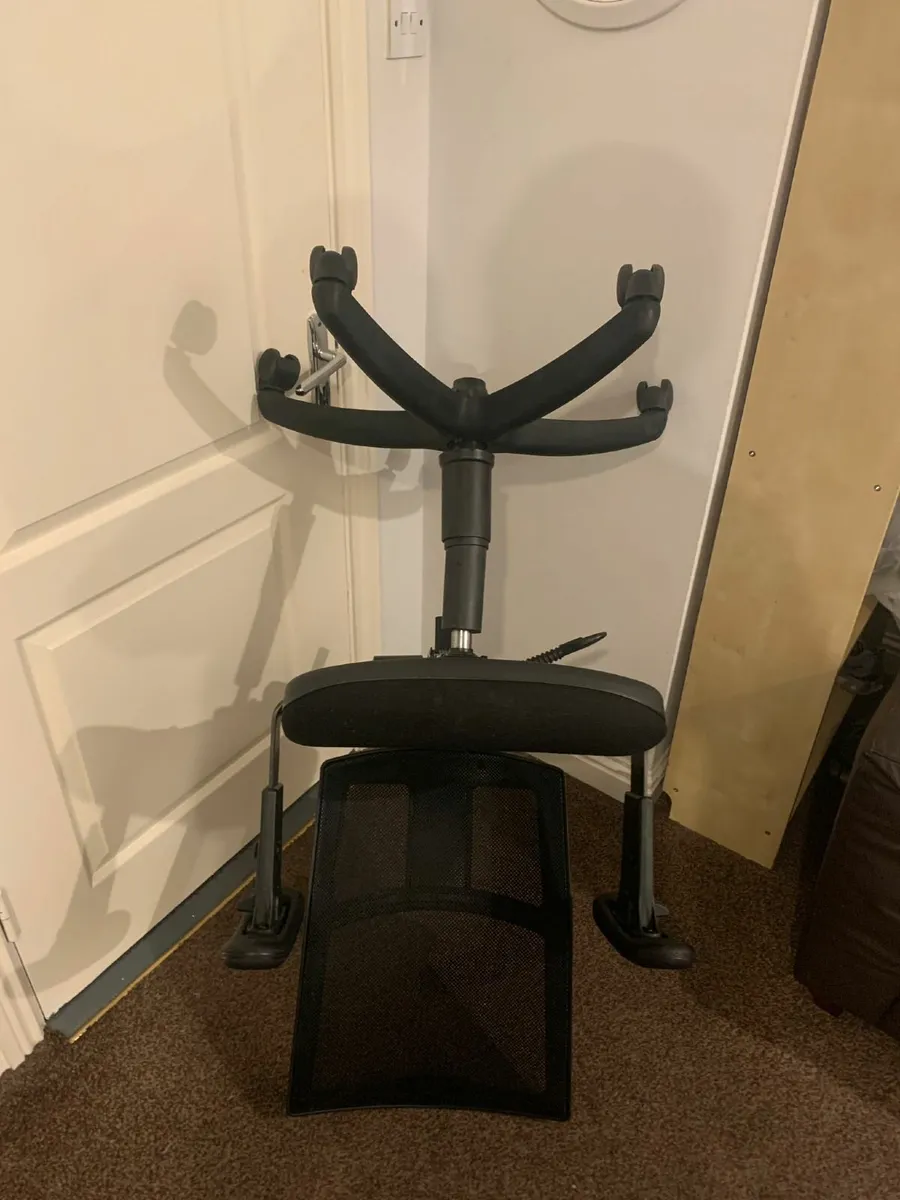 Chair - Image 4