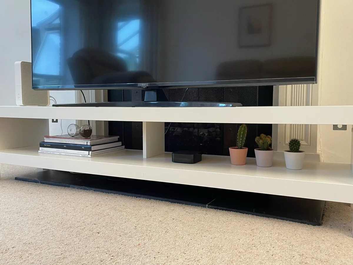 TV - Image 2