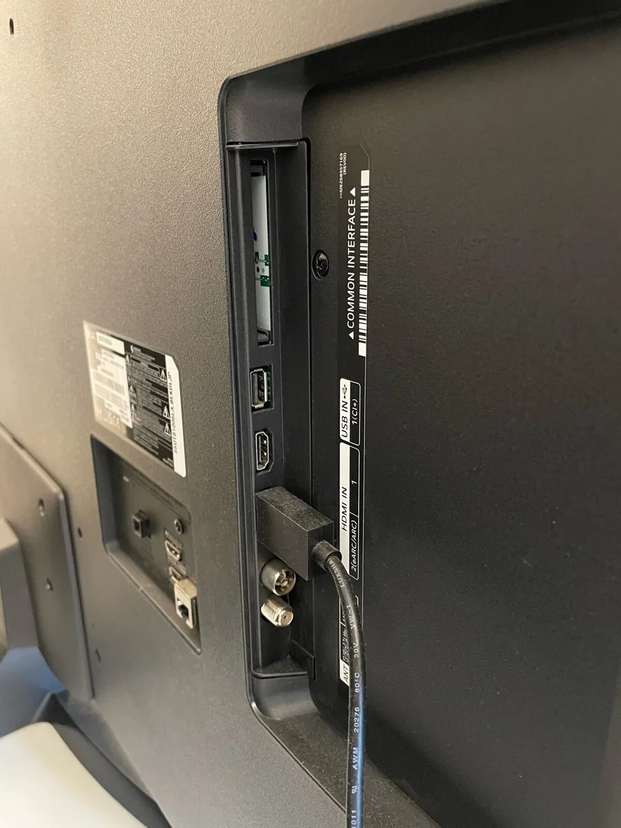 TV - Image 3