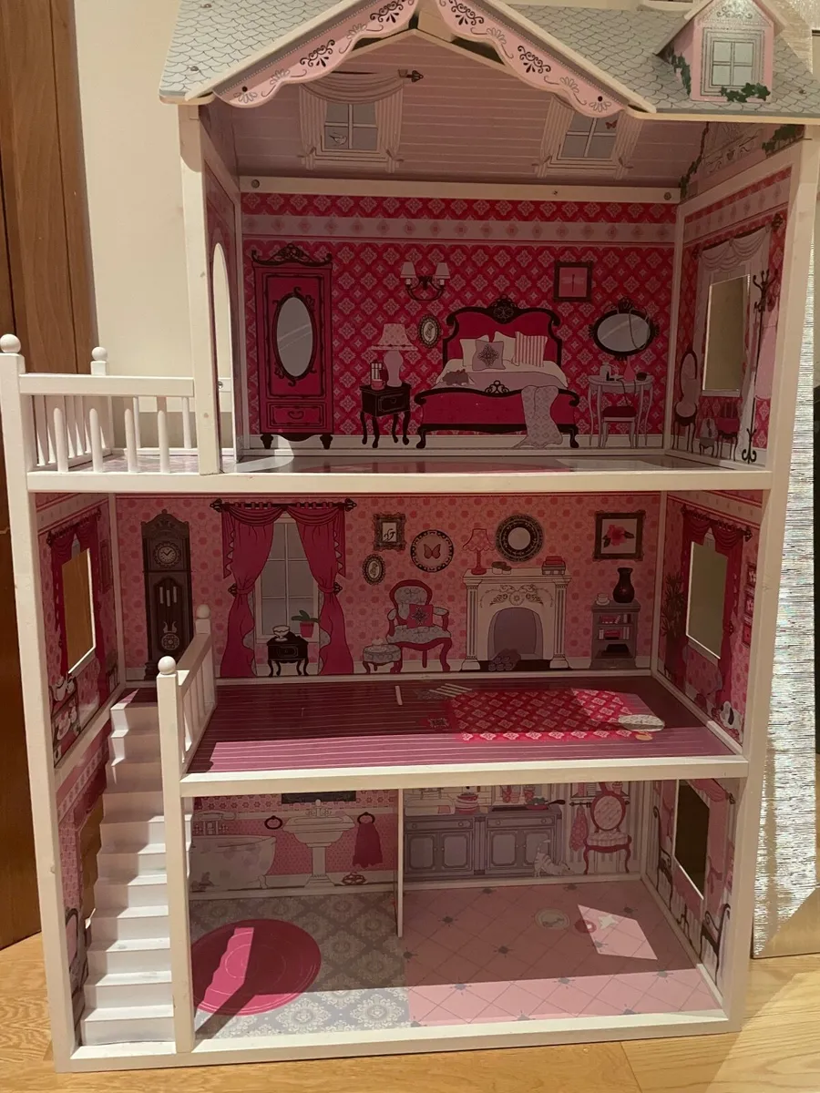 Doll house - Image 2
