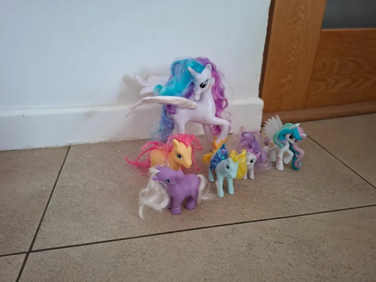 My little Ponies collectables - Image 2
