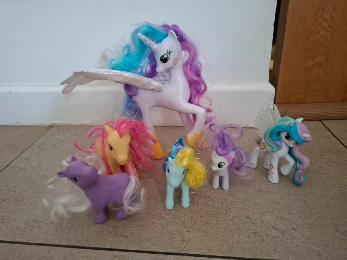 My little Ponies collectables - Image 3