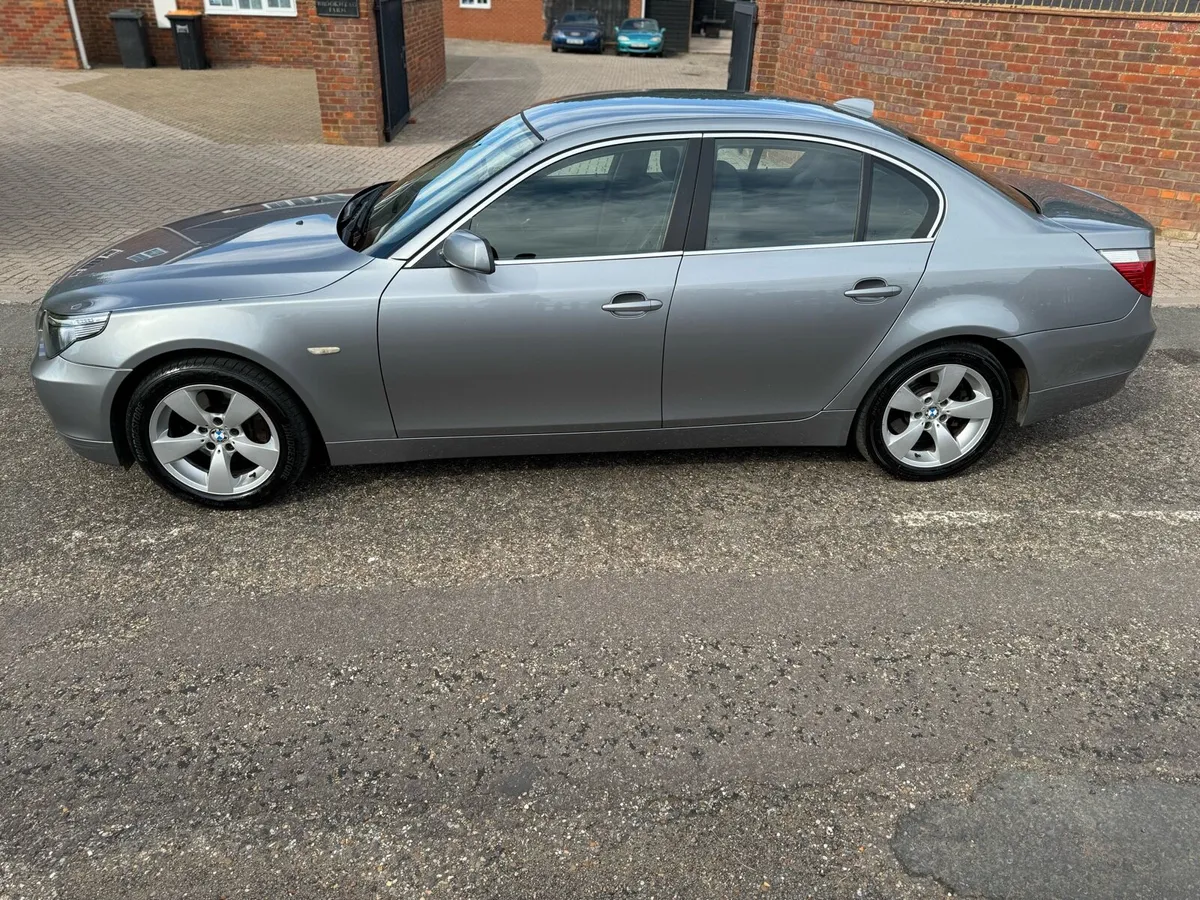 BMW 530d manual e60 bmw manual - Image 4