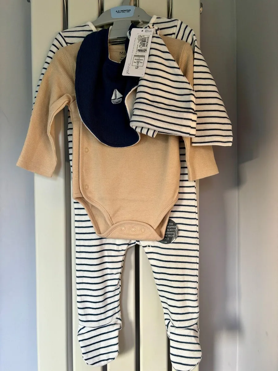 M&S baby set, 6-9 months, NEW - Image 1