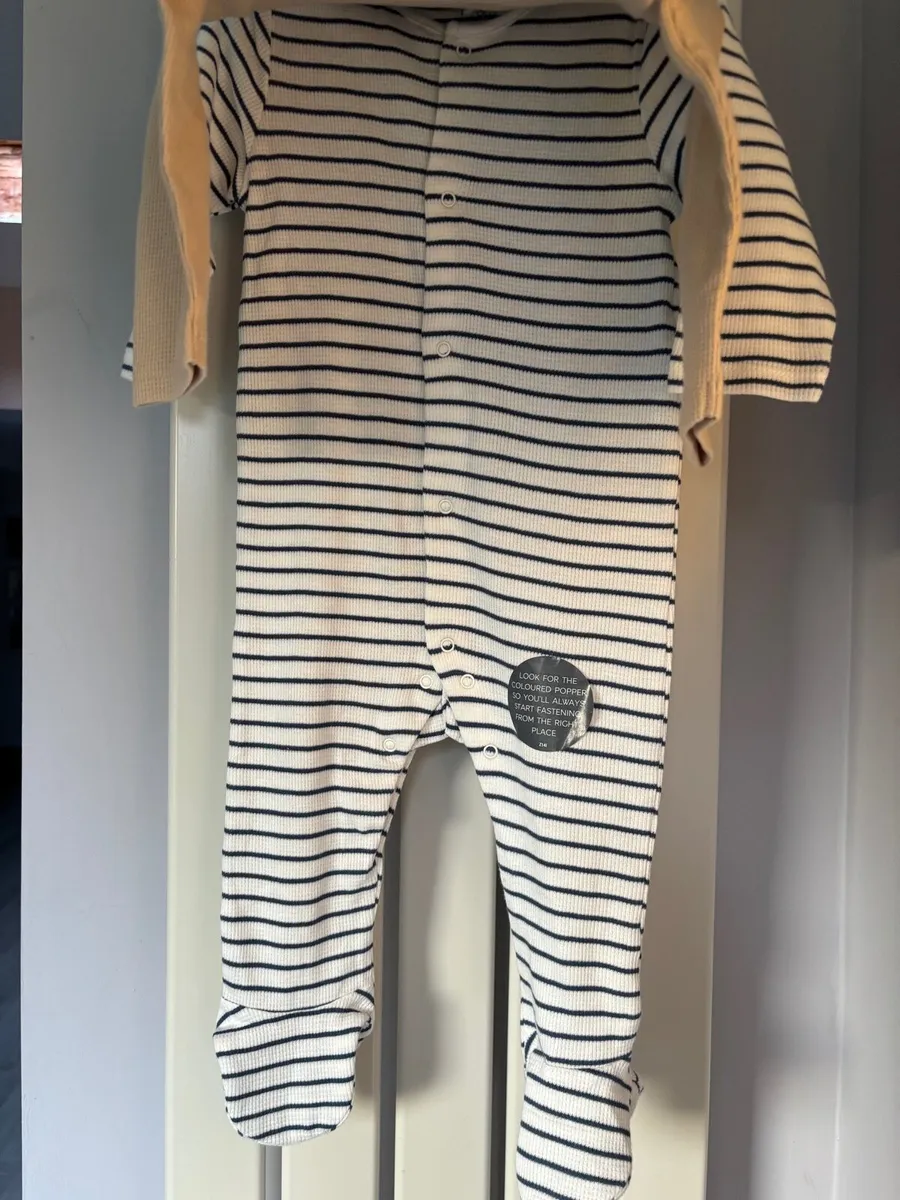 M&S baby set, 6-9 months, NEW - Image 3