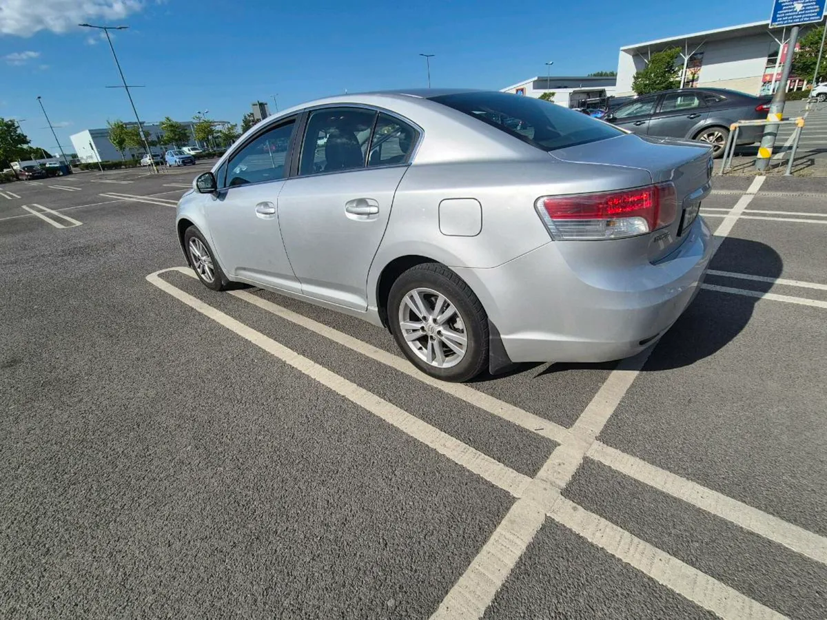 Toyota Avensis - Image 3