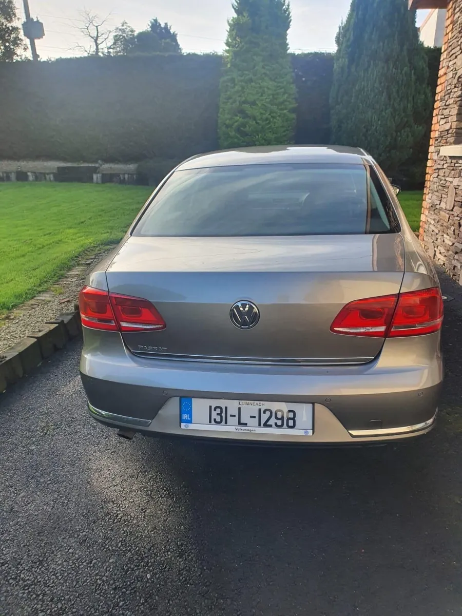 Volkswagen Passat 2013 automatic– For Sale - Image 2