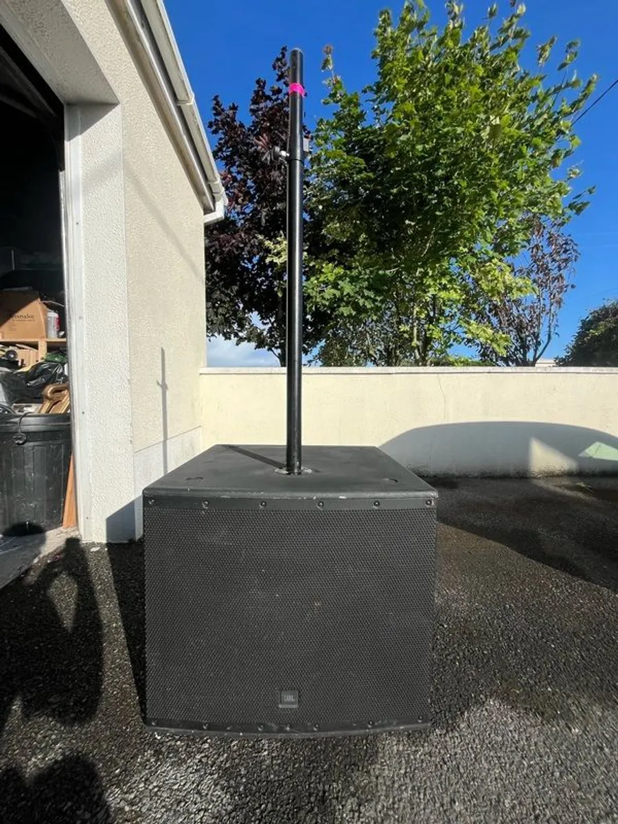 18" bass bin JBL EON618s - Image 1