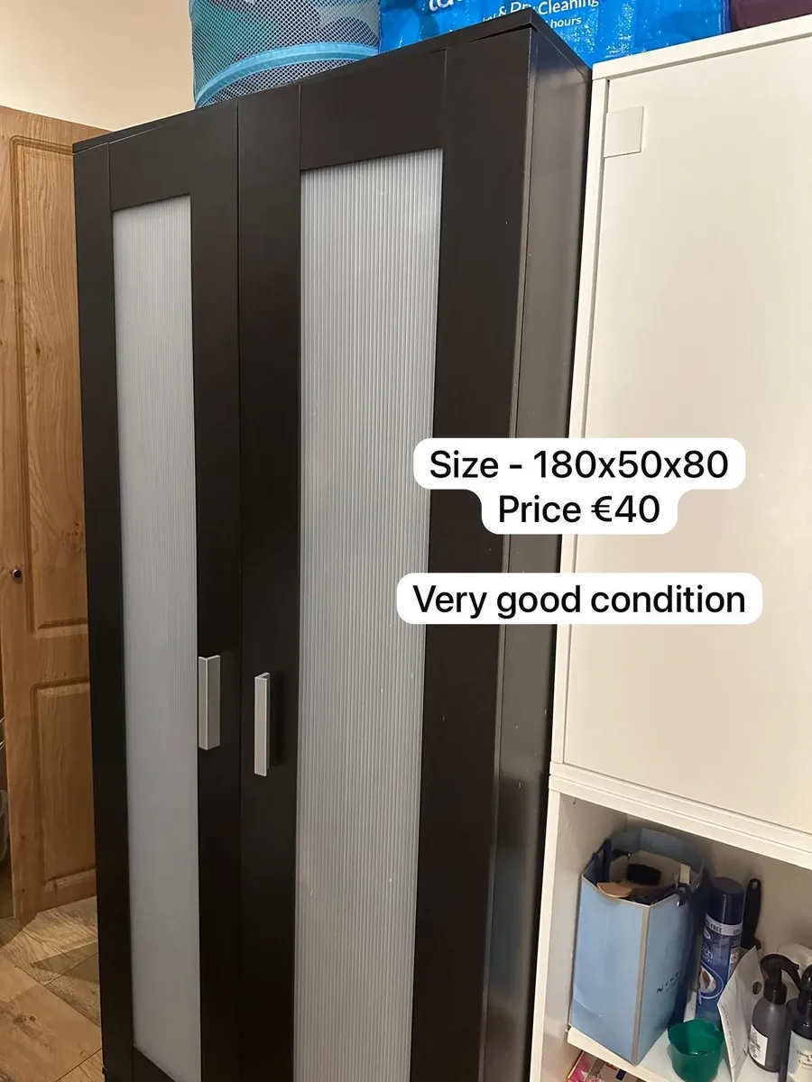 Wardrobe for Sale – Excellent Condition (Dublin 1) - Image 4