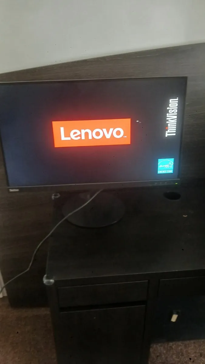 Lenovo monitor - Image 2