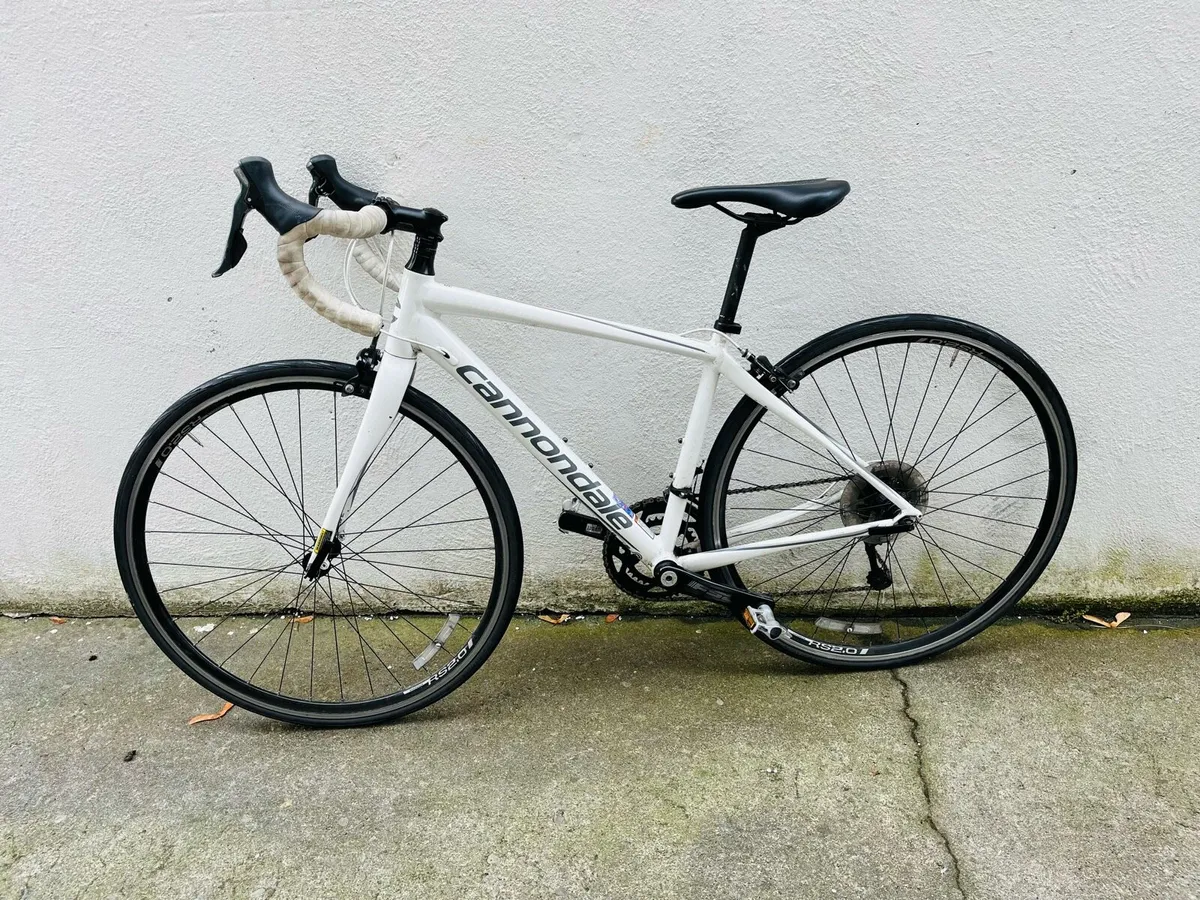 Cannondale synapse road bike - Image 2
