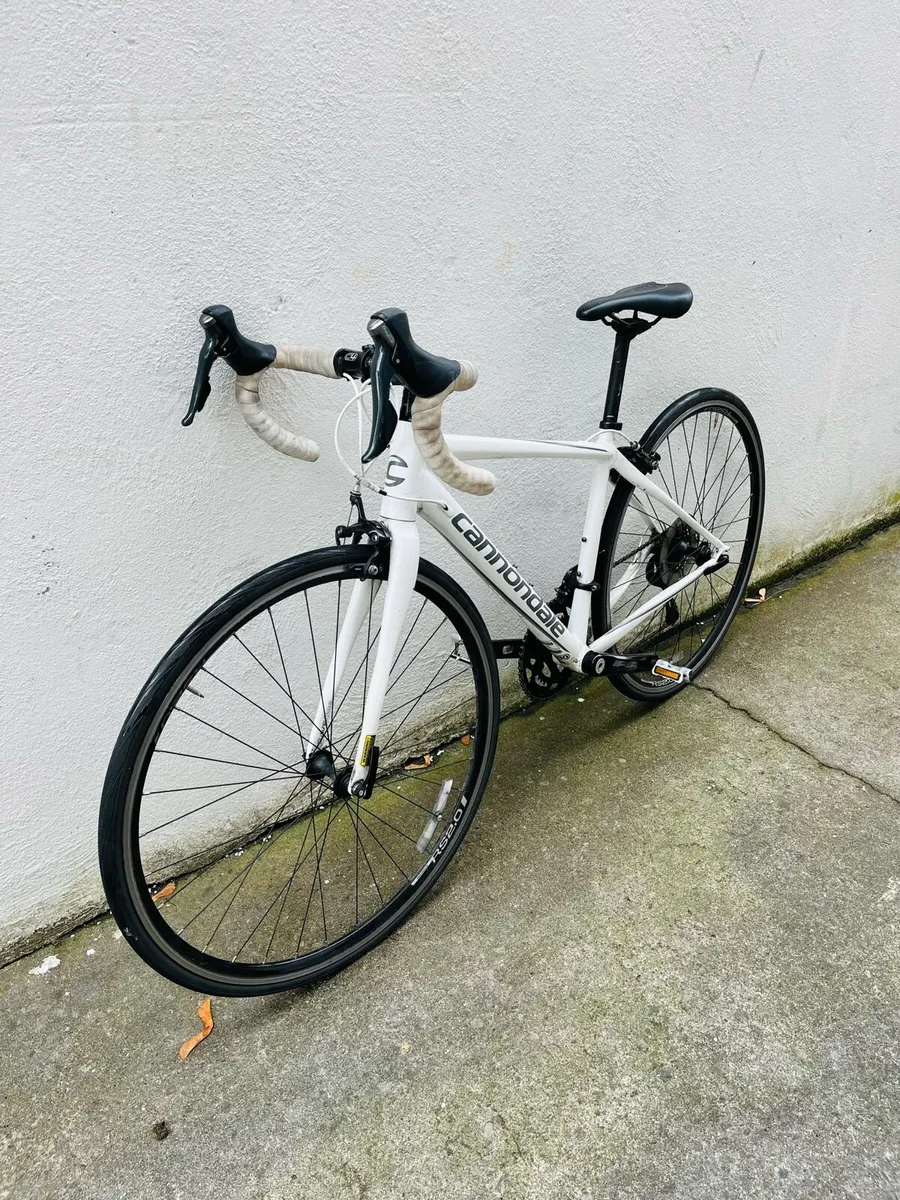 Cannondale synapse road bike - Image 3