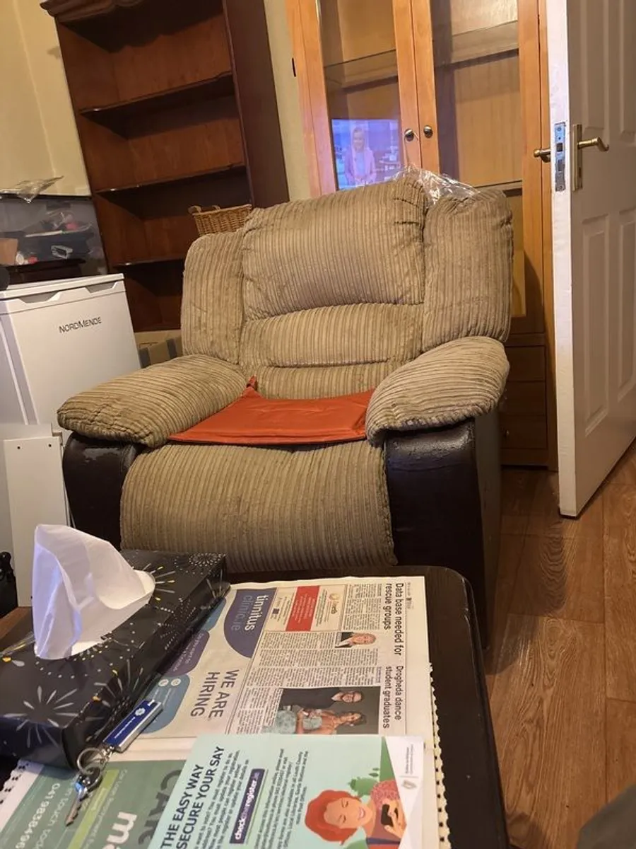 2armchairs - Image 1