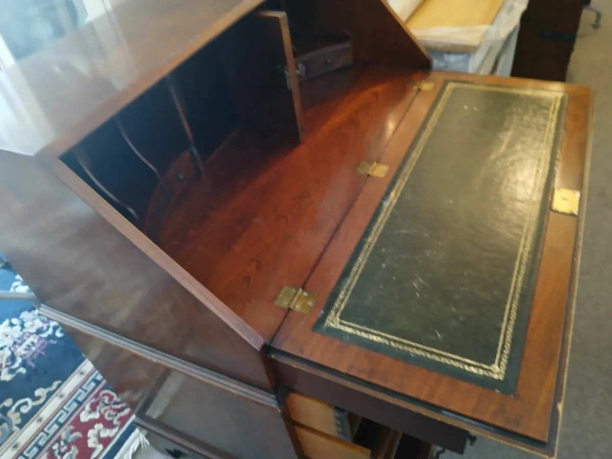 Buro reception desk &office chair new - Image 1
