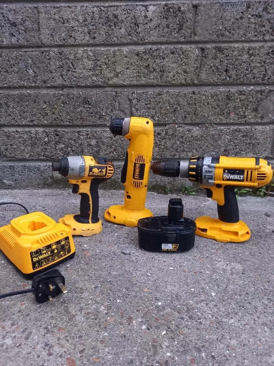 DeWalt Cordless Tools Set